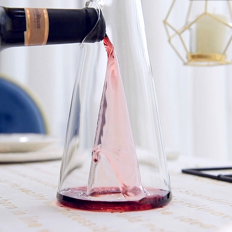 Crystal Clear Wine Decanter & Aerator | Elegant Modern Design