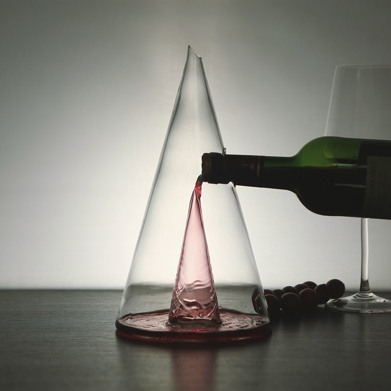 Crystal Clear Wine Decanter & Aerator | Elegant Modern Design